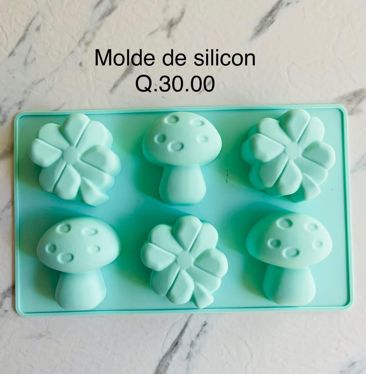Molde tréboles y hongos